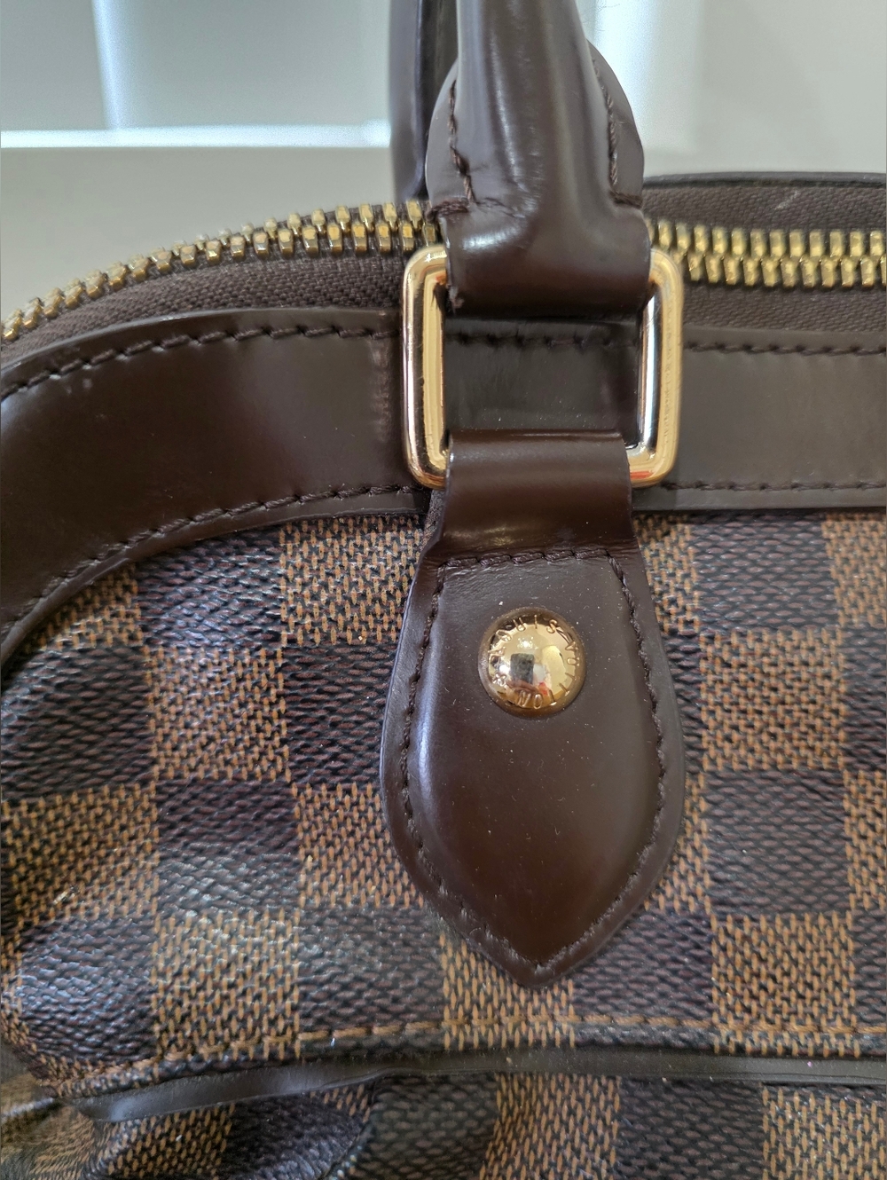 Authentic Louis Vuitton Trevi PM in Damier Ebene . - Picture 12 of 16